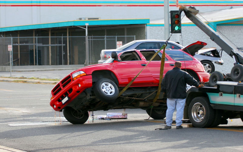 Situations That Will Require a Person to Hire Medium Duty Towing Services