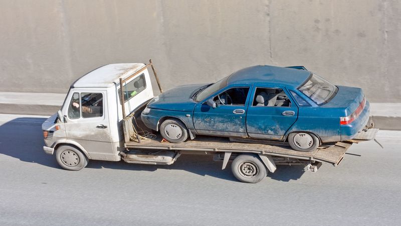 How to Handle Auto Transport in Newnan, GA, after an Accident