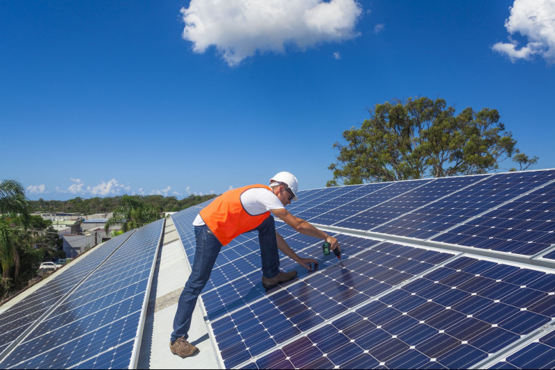 Low Prices Make the Present a Good Time for a Residential Solar Installation in Evansville